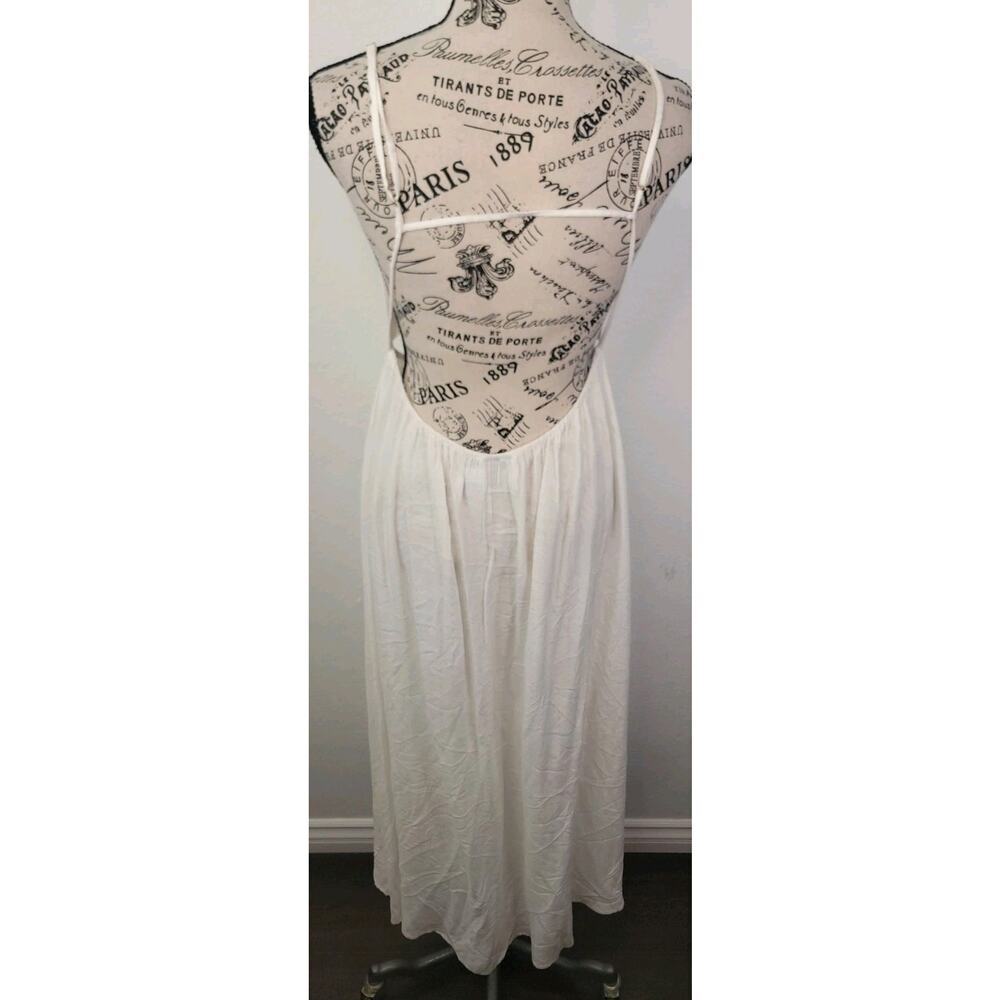Hello Molly White Midi Dress - Picture 10 of 16